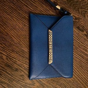 Stella and dot wristlet